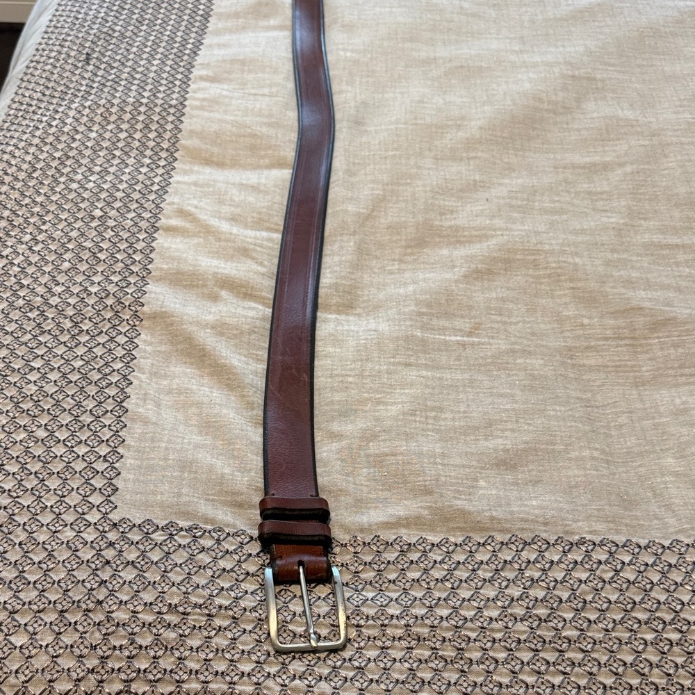 Men's Classic Brown Leather Belt